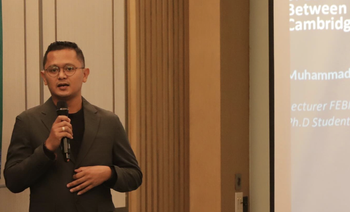 Benturan Filsafat: Ketika Ekonomi Islam Menantang Hegemoni Kapitalisme Global
